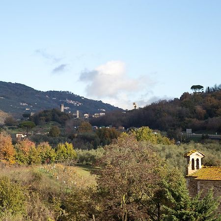 La Magione Hotel เซอราวาเลพิสโตเยเซ ภายนอก รูปภาพ