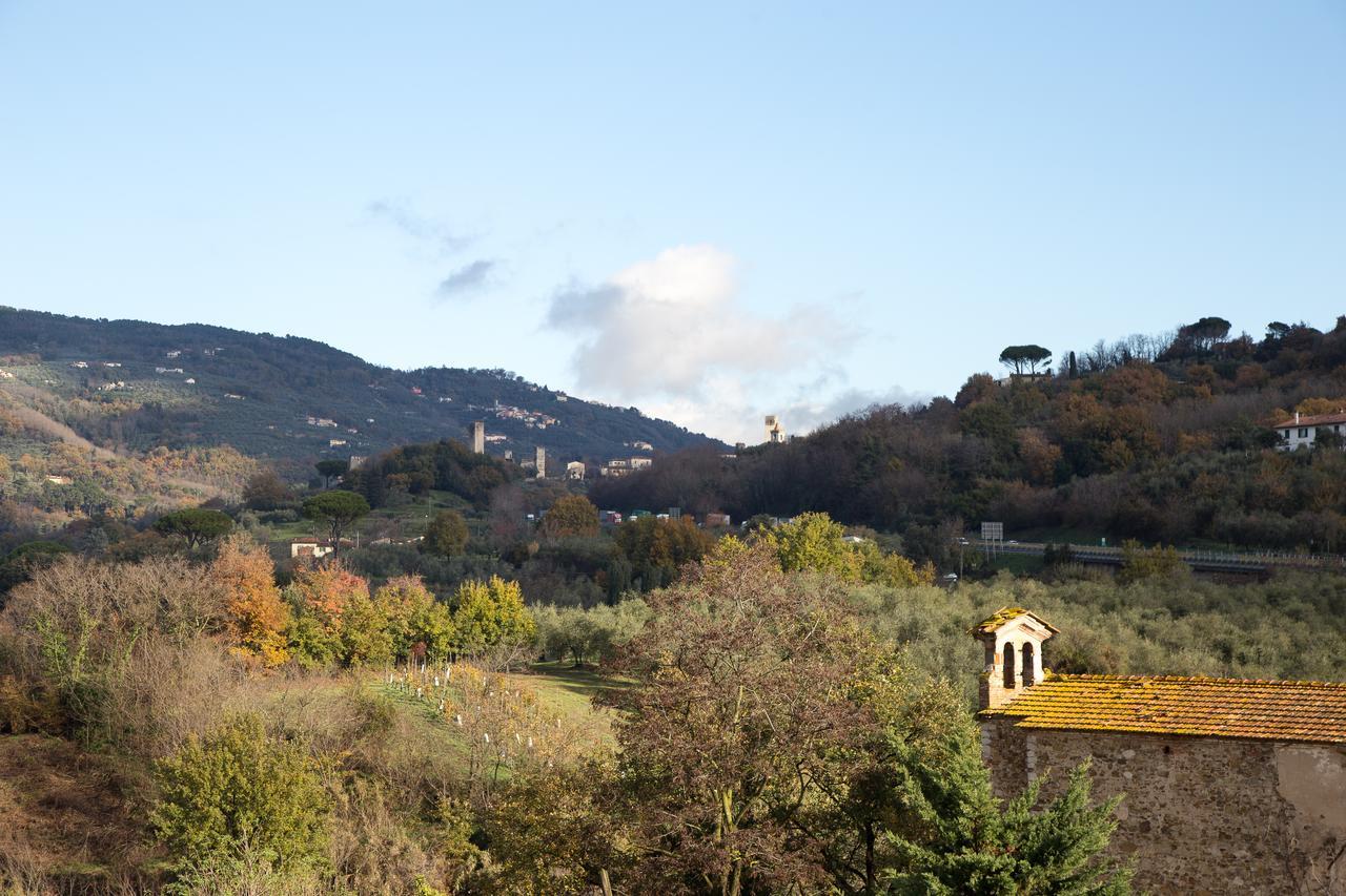 La Magione Hotel เซอราวาเลพิสโตเยเซ ภายนอก รูปภาพ