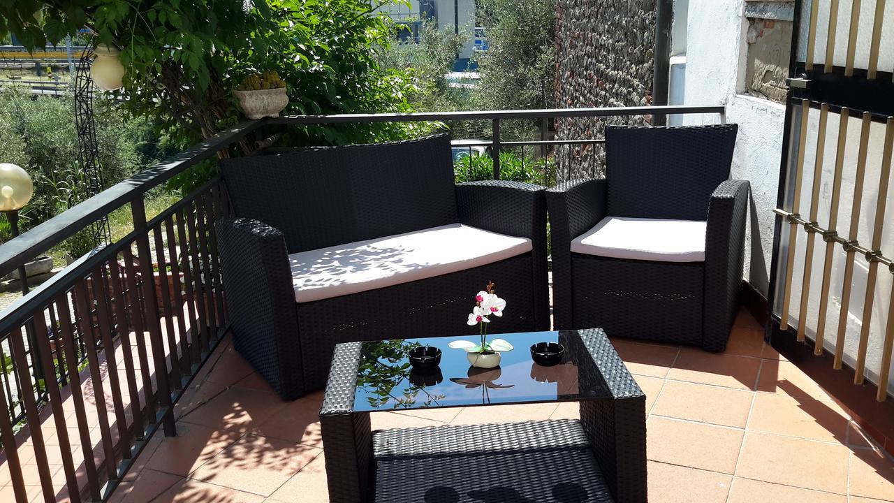 La Magione Hotel เซอราวาเลพิสโตเยเซ ภายนอก รูปภาพ