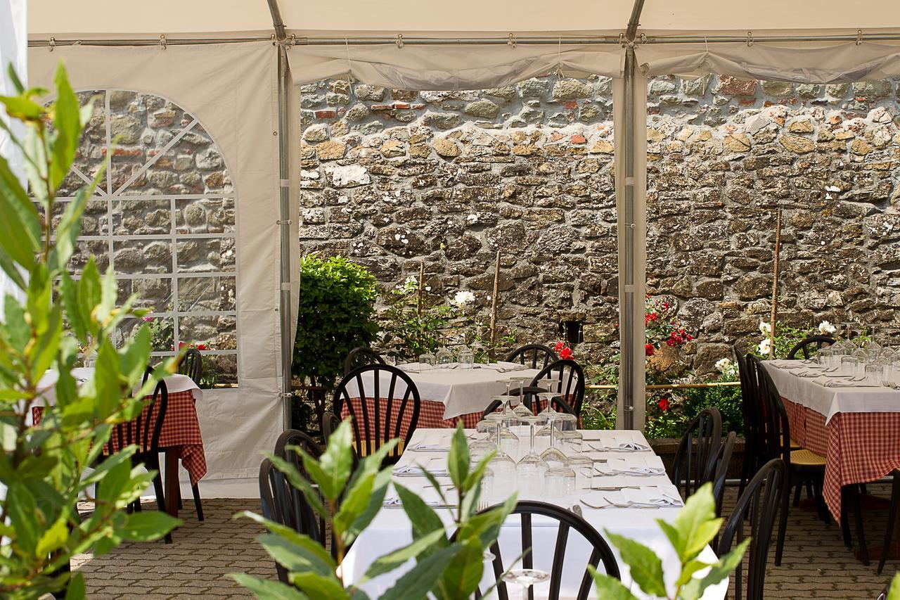 La Magione Hotel เซอราวาเลพิสโตเยเซ ภายนอก รูปภาพ